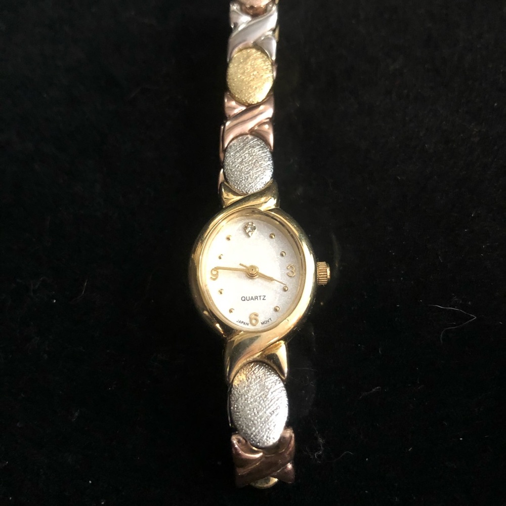 Avon watch